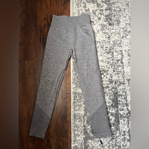 NEW AYBL Motion Seamless Leggings in color grey marl size small - Picture 8 of 9